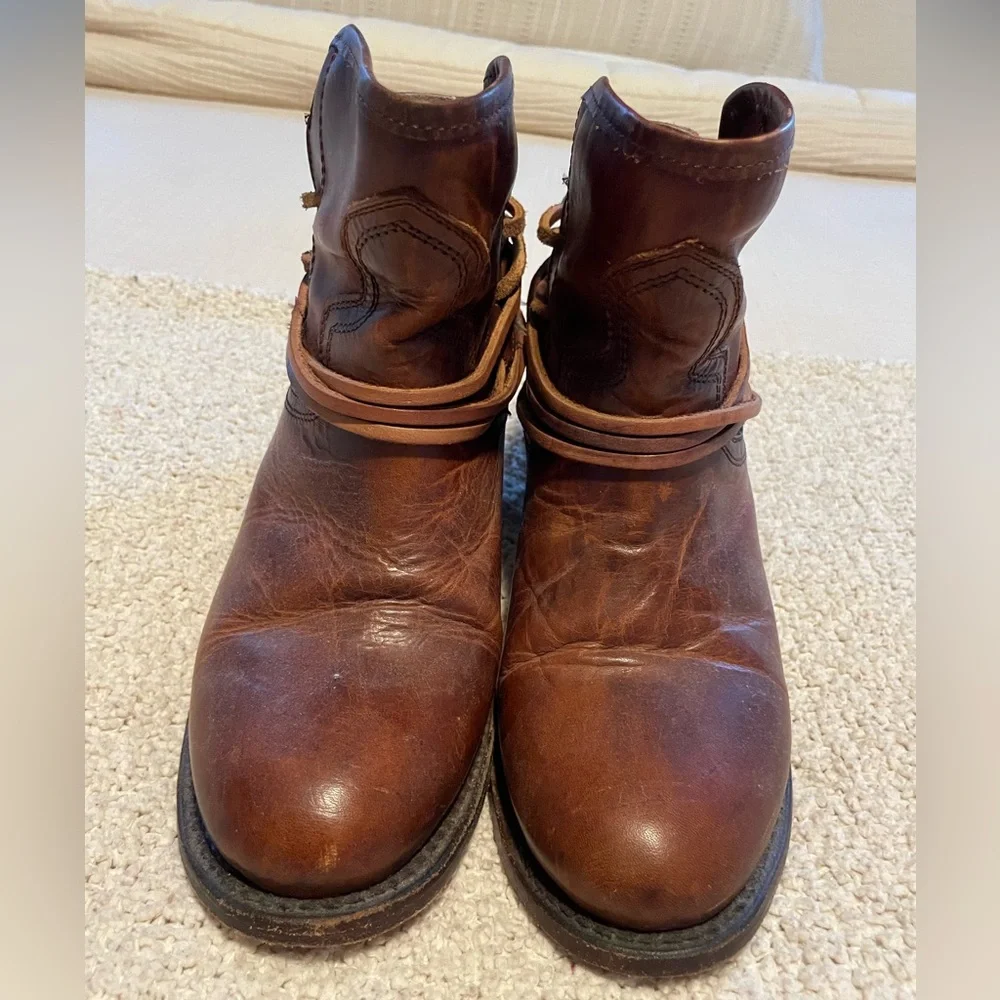 Freebird by Steven Madden Casey boot. Women’s size 7. Brown leather. - Picture 2 of 7